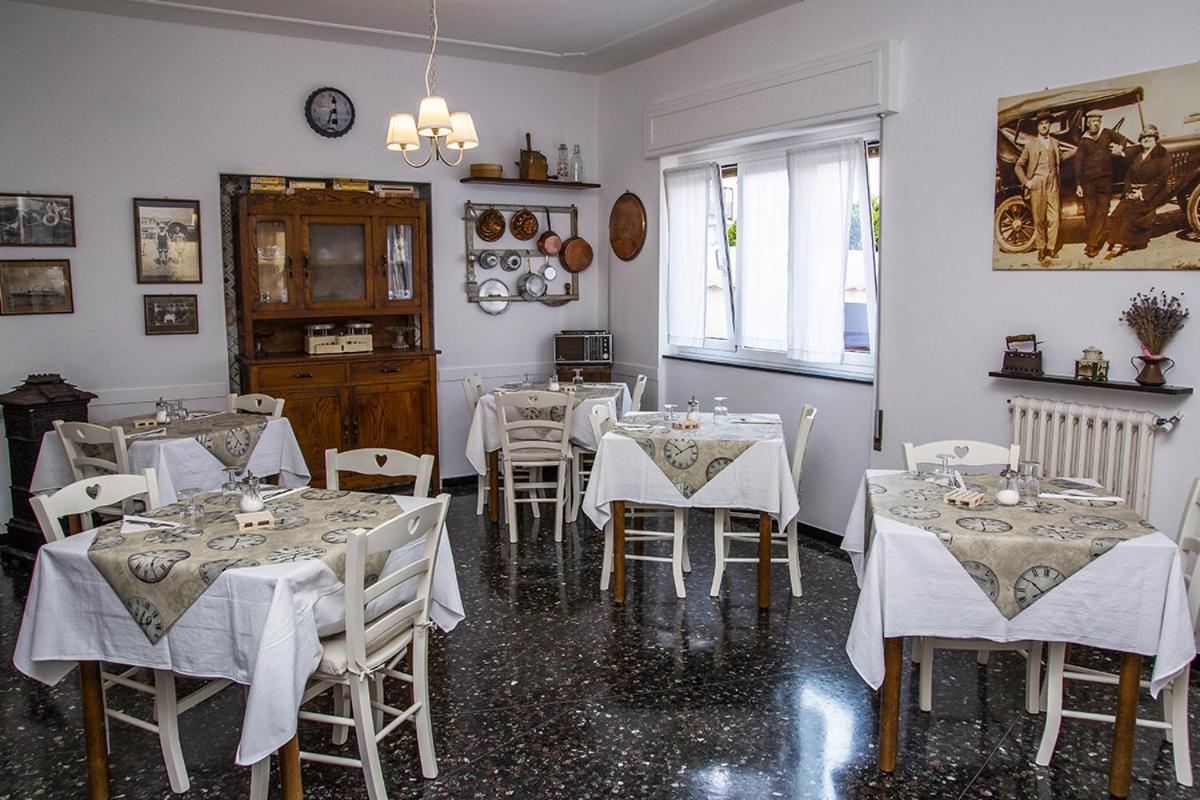 B&B Hotel Costa Azzurra Spotorno Exteriér fotografie