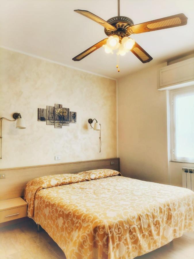 B&B Hotel Costa Azzurra Spotorno Exteriér fotografie